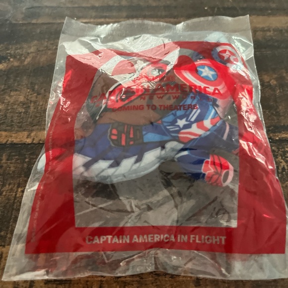 McDonald's Happy Meal Toy 2024 #7 Marvel Captain America Brave New World Plush - Picture 4 of 4